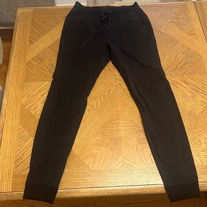 Men lulu lemon joggers